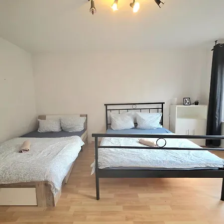 Urban Cozy In Apartamento Chemnitz